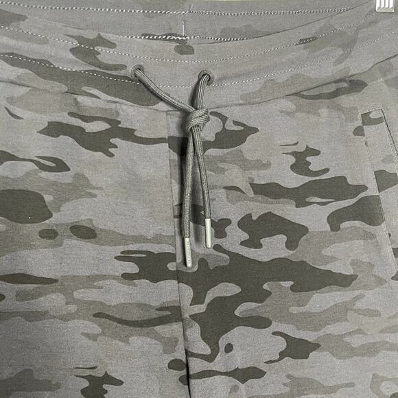 Alphalete Men's Joggers Size Large Premium Camo‎ Print - Picture 4 of 8